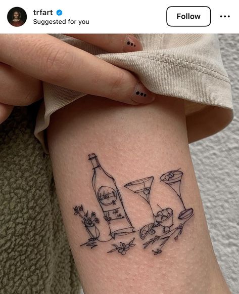 Skin Doodles, Italy Tattoo, Sketchy Tattoo, Pretty Tattoo, Sunday Love, Tattoo Project, Dainty Tattoos, Aesthetic Tattoo, Time Tattoos