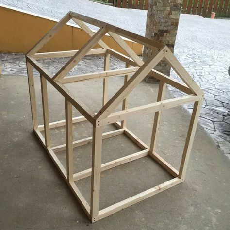 Caine Husky, Pallet Dog House, Katt Grejer, Build A Dog House, Puppy Obedience Training, Dog House Plans, Large Dog House, Basic Dog Training, Dog House Diy