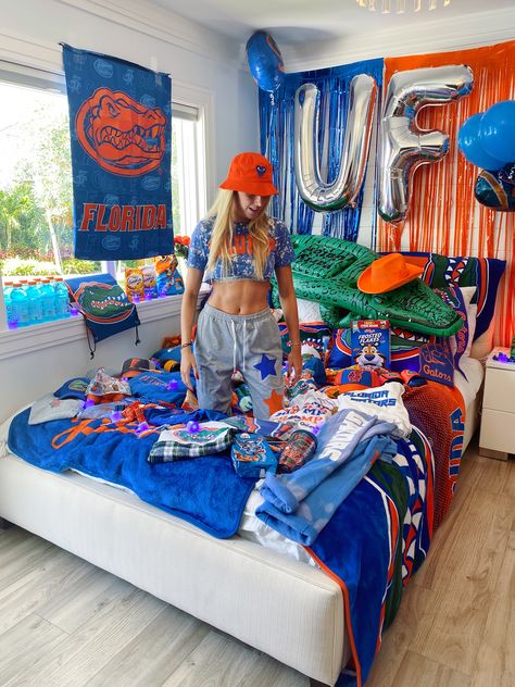 Uf Acceptance, College Announcements, College Bed, College Decision, Bed Party, College Things, College Vision Board, College Bedding, College Acceptance