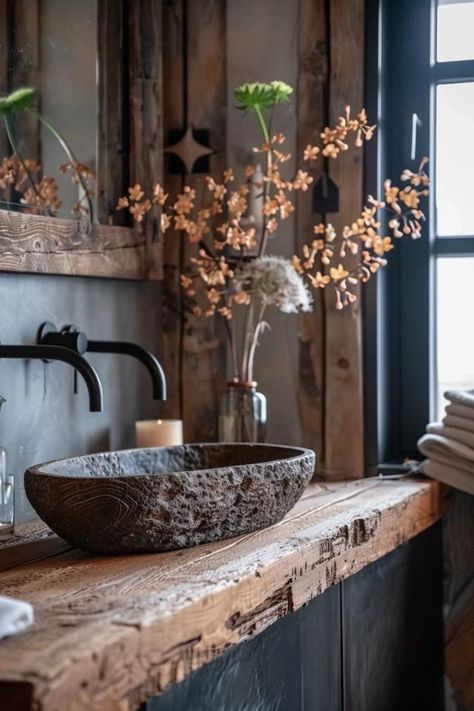 Charming Rustic Powder Room Ideas for Your Home Modern Rustic Powder Room, Farmhouse Powder Room Ideas, Rustic Powder Room Ideas, Small Powder Room Design, Rustic Powder Room, Bathroom Unique, Modern Powder Rooms, Black Shower Doors, Powder Room Ideas