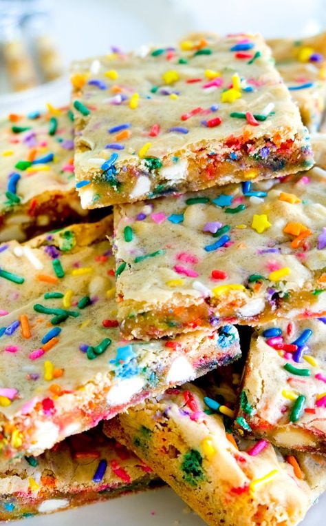 Funfetti Blondies, Funfetti Recipes, Creamy Lemon Bars, Cowboy Cookie, Cowboy Cookie Recipe, Blondie Recipe, Ultimate Chocolate Chip Cookie, Blondies Recipe, Southern Kitchen