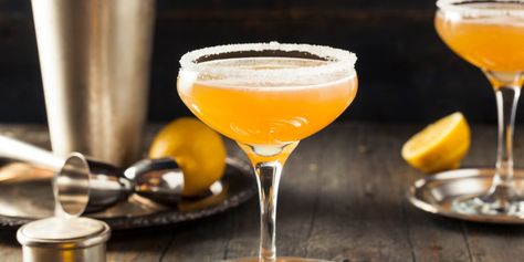 This adaptation of a classic recipe comes from Eben Freeman, bartender of Tailor Restaurant in New York City. Grand Marnier Drinks, Kamikaze Recipe, Sidecar Cocktail, Lemon Cocktail, Keto Cocktails, Sour Cocktail, Cocktail Ingredients, Classic Cocktail, Grand Marnier