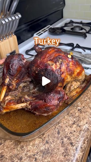 Michelle Disla on Instagram: "Pernil-Style Turkey 🦃 My recipe stays juicy and converts all turkey haters! *My Turkey and pernil posts sold out these Reynolds oven bags on Amazon and Walmart online in 2021, and 2022 😭❤️

Ingredients: 
10 LB turkey feeds 7 (recipe for 15-17 lb Turkey is on my YouTube channel!) 
4 tbsp sofrito
2 tbsp garlic paste 
2 tbsp sazón or adobo 
2 limes 
2 tbsp soy sauce 
2 tbsp Worcestershire (salsa inglesa)
2 tbsp oregano 
Reynolds Oven bag 

#bigmamacooks #thanksgiving #turkey #roastedturkey" Thanksgiving Menu Recipes, Bags On Amazon, Oven Bags, Oven Bag, Puerto Rican Cuisine, Puerto Rico Food, Dominican Food, Big Mama, Puerto Rican Recipes