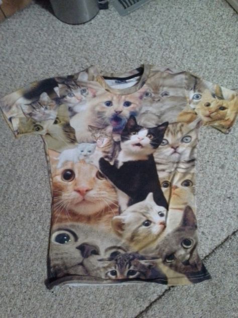 Silly Clothes, Kitty Clothes, Cute Fits, Dream Clothes, Cat Lady, A Cat, I Dress, Fashion Item, Cool Shirts