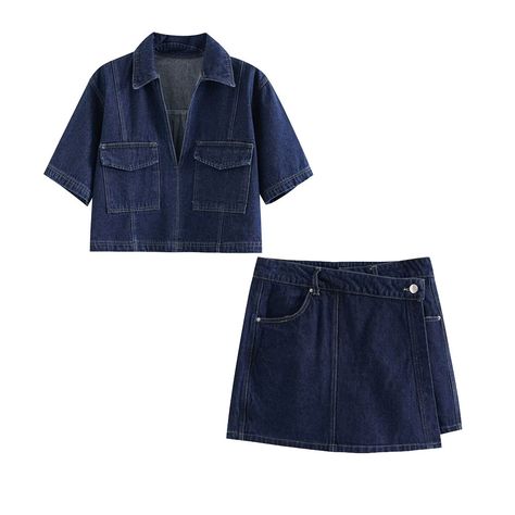 TRAF 2024 Women Flip Pocket Decoration Short Flip Collar Slim fit denim Top + Asymmetric Denim Skirt Skirt 2 Piece Set, 2 Piece Short Set, Spring Suit, Camisa Jeans, Top Jeans, Summer Vacation Outfits, Trendy Denim, Loose Outfit, Denim Design