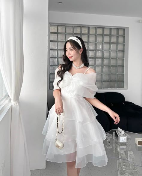 White Short Dress Aesthetic, Korean Birthday Dress, Korean Dress Elegant Short, White Dress Korean Style, Korean White Dress, Korean Dress Elegant, Dress Outfits White, Gaun Tulle, Mini Wedding Dress