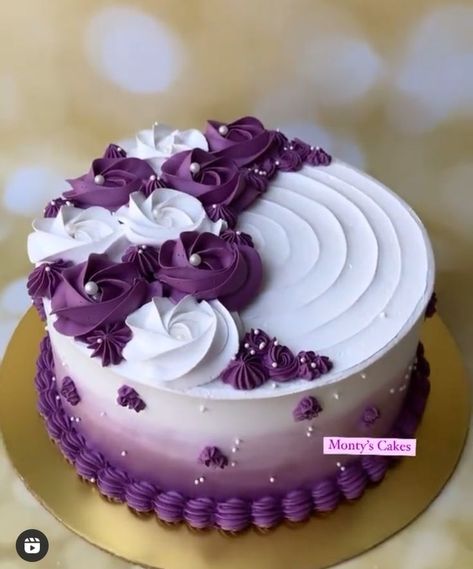 Purple Cake, Realistic Cakes, Chocolate Cake Designs, Cake With Flowers, Buttercream Cake Decorating, Cupcake Cake Designs, Simple Cake Designs, Creative Cake Decorating, Cake Decorating Frosting