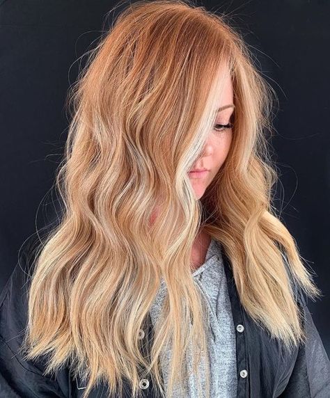 Blonde Highlights for Strawberry Hair Natural Strawberry Blonde Hair, Dark Strawberry Blonde Hair, Reddish Blonde Hair, Hair Colors And Styles, Light Strawberry Blonde, Blonde Hair Colors, Strawberry Blonde Highlights, Red Blonde Hair, Strawberry Blonde Hair Color