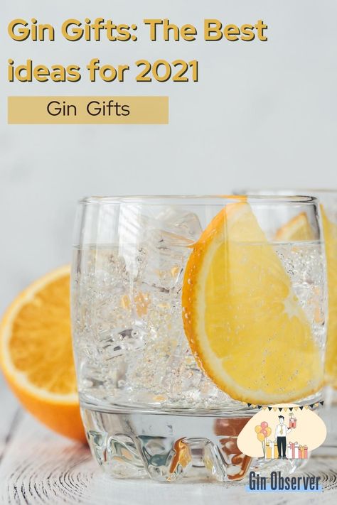 Gifts for gin lovers can be unique and personalized, making them a great gift for the holidays, housewarmings or any special event. From glass carved gin glasses to educational books on the history of the luscious libation, the Gin Observer has curated an array of gin gift ideas and some of the best gin gifts that will be perfect for any gin lover you know, no matter the occasion. Gin Basket Gift Ideas, Refreshing Drinks Alcohol, Gin Ingredients, Gin Miniatures, Fruity Alcohol Drinks, Cocktail Gift Set, Gin And Tonic Glasses, Gifts For Gin Lovers, Flavored Margaritas