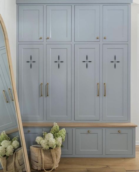 Coastal blue is trending and we are sharing how we incorporated this color into our super functional mudroom! Plus 25 more coastal blue mudroom designs to love! Long Narrow Closet, Blue Mudroom, White Oak Bench, Mudroom Paint Color, Functional Mudroom, Built In Lockers, Mudroom Cabinets, Country Home Magazine, Light Blue Paints