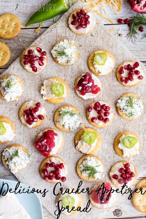 best-cracker-appetizer-recipes-perfect-party-appetizer-by-Life-Sew-Savory http://lifesewsavory.com/2017/04/best-cracker-appetizers-with-ritz.html #ad #SpreadRITZpiration Ritz Appetizers, Cracker Appetizers, Crackers Appetizers, Ritz Cracker Recipes, Cracker Toppings, Ritz Cracker, Cracker Snacks, Cracker Recipes, Party Appetizer