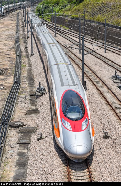 0259 Chinese National Railway CRH380A at Shenzhen, China by shenduan0001 Infrastructure Development, Electric Train, Shenzhen China, Speed Training, West Bengal, Railway Station, Train Station, Shenzhen, High Speed