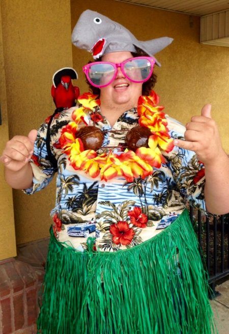 Hawaiian Costumes, Grass Skirts, Leis, Tropical Floral Clothing, Jewelry, Hawaiian Theme Movie & TV Characters, Gilligan, Elvis, Moana... Hawaiian Costumes, Luau Costume, Hawaiian Costume, Margarita Party, Luau Outfits, Buffet Party, Party Outfit Men, Vintage Attire, Tropical Print Shirt