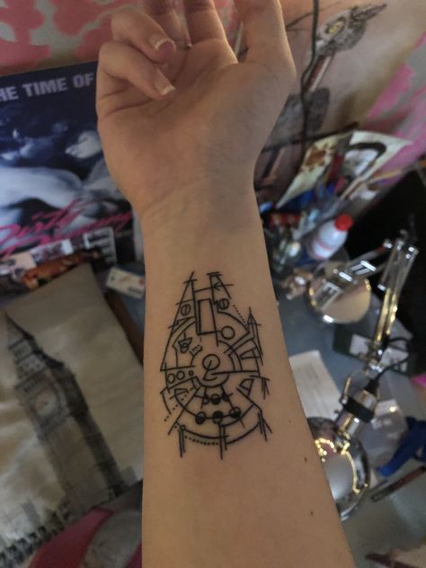 Star Wars Patchwork Tattoo, Millenium Falcon Tattoo, Falcon Tattoo, Nova Tattoo, Patchwork Tattoos, 2024 Tattoo, Geek Tattoo, Millenium Falcon, Star Wars Tattoo