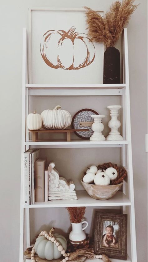 Fall Bookshelf Decor, Fall Bookshelf, Living Room Decor Fall, Fall Shelf Decor, Vintage Farmhouse Bathroom, Room Decor Fall, Fall Decor Home, Shelf Decor Living Room, Bathroom Vintage