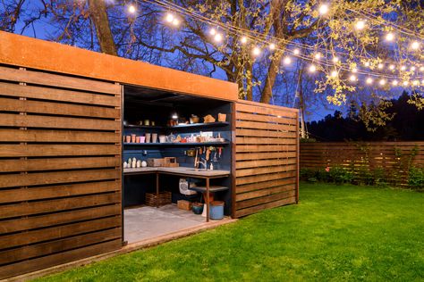 Modern Outdoor Storage, Shed Pool House, Shed Architecture, Landscape Design Garden, Shed Landscaping, Yard Sheds, Outdoor Storage Shed, Garden Tool Shed, Carport Designs