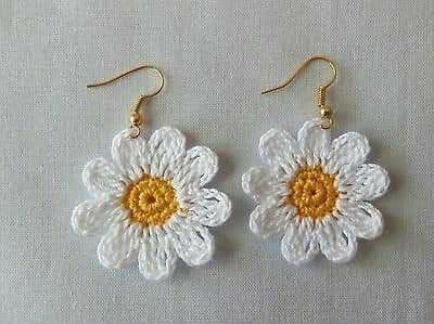 Flowers Accessories, Crochet Rings, Crochet White, Crochet Jewelry Patterns, Crochet Earrings Pattern, Mode Crochet, Crochet Diy, Crochet Motifs, Earrings Accessories