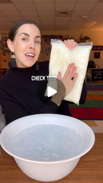 Nancy Bullard on Instagram: "The cold never bothered me anyway… 🐧❄️🦭#winterstem #holidayscience #blubber #crisco #arctic #scienceteacher #scienceexperiments" Blubber Experiment, Holiday Science, Classroom Games, Science Teacher, Science Experiments, Science, Education, On Instagram, Instagram