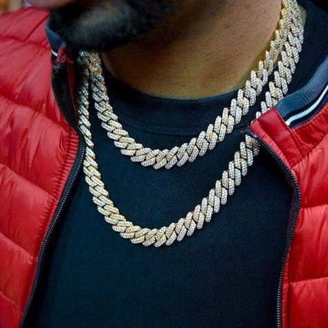 Cubans | Gold Chains For Men | Gold Presidents Chains For Men Gold, Chill Style, Mens Chain, Gold Cuban Link Chain, Gold Chains For Men, Mens Chain Necklace, Choker Style, Hip Hop Jewelry, Closet Ideas