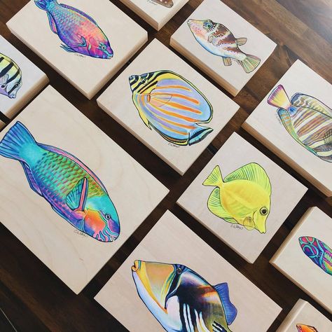 Hawaiian Watercolor Paintings, Tropical Fish Painting, Easy Fish Painting, Hawaiian Animals, Abstract Fish Painting, Fish Project, Hawaii Fish, Tropical Fish Art, Fish Acrylic