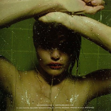 nighttimemytime Night Time My Time, Sky Ferreira, Green Lantern Corps, The Shower, Photography Inspo, Photo Inspo, Night Time, Her Hair, Art Inspo