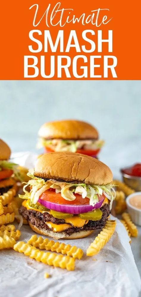 Here's the Ultimate Smash Burger Recipe! This restaurant-quality burger is delicious and easy to make. Serve with your fave sides & toppings. #smashburger #burger Smashburgers Recipe, Smash Burger Recipes, Slow Cooker Meal Prep, Smash Burger Recipe, Patty Recipe, Hamburger Patty, Smash Burgers, Dinner Prep, Copycat Restaurant Recipes