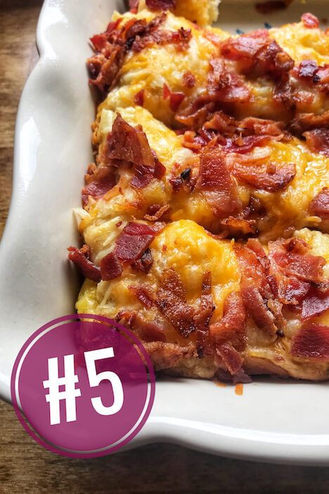 Top Twenty Skinnyish Dish Recipes of 2019 - The Skinnyish Dish Skinnyish Dish Recipes, The Skinnyish Dish Recipes, Skinnytaste Recipes, Biscuit And Gravy Bake, Pillsbury Biscuit Recipes, Delicious Breakfast Casserole, Bacon Egg And Cheese, Cheese Biscuits, Breakfast Casserole Easy