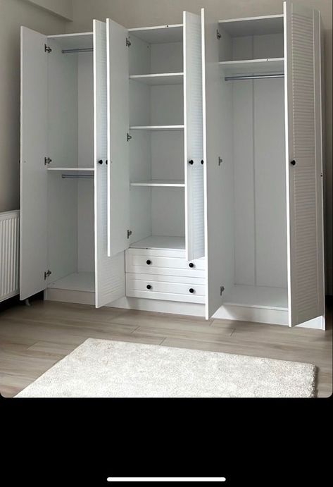 Sliding Door Wardrobe Designs, Bedroom Built In Wardrobe, Dressing Room Closet, White Room Decor, Closet Design Layout, Closet Renovation, Bedroom Cupboard Designs, Wardrobe Interior Design, Furniture Details Design