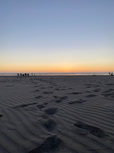 Seaside Oregon Aesthetic, Oregon Aesthetic, Oregon Winter, Oregon Summer, 2023 Moodboard, Seaside Oregon, Ocean Vacation, Oregon Photography, Sunny Beach