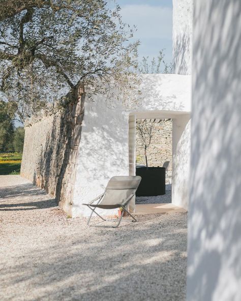 @masseriadagilupi shared a photo on Instagram: “Shaded place to relax ✨ . Photo @atelier_domestico . . . . . #masseriadagilupi #masseria #ostuni #weareinpuglia #puglia #architecture…” • Jun 24, 2020 at 7:44am UTC Puglia Architecture, Drought Tolerant Landscape Design, Relax Photo, Simple Architecture, Drought Tolerant Landscape, Mid Century Aesthetic, Italian Holiday, Simple Home Decor, Prince Albert