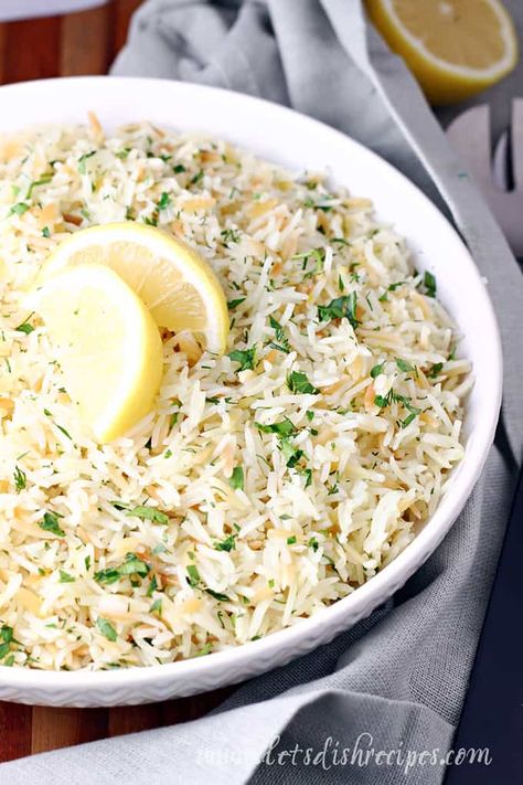 Greek Lemon Rice Pilaf Lemon Rice Pilaf, Side Dish Rice, Lemon Rice Recipe, Greek Rice, Greek Lemon Rice, Rice Pilaf Recipe, Rice Side Dish Recipes, Greek Dinners, Rice Side