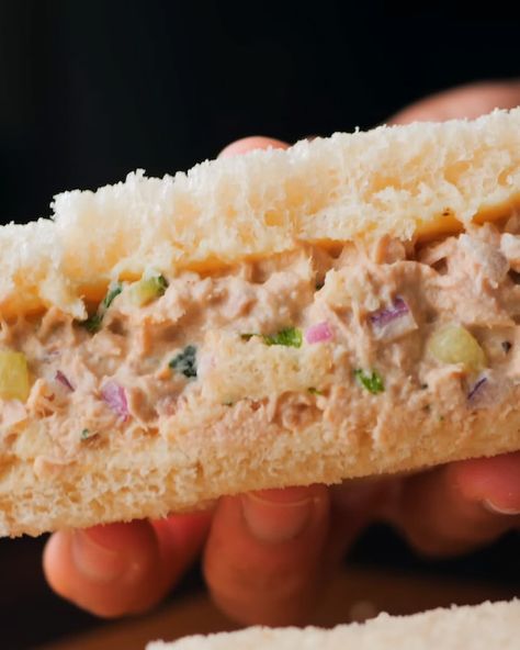 Tuna Toasted Sandwich, Tuna And Sweet Corn Sandwich, Spicy Tuna Melt Sandwich, Spicy Tuna Sandwich, Tunafish Sandwich Easy, Tuna Sandwich Recipes, Homemade Potato Soup, Tuna Sandwich, Classic Sandwich