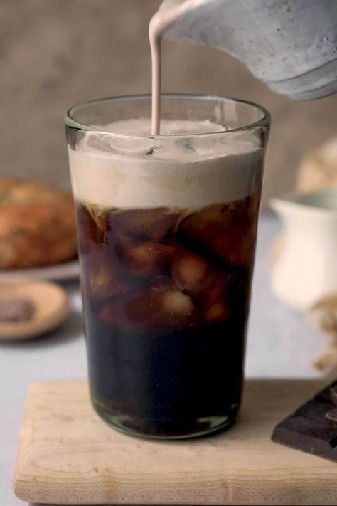 Chocolate Cream Cold Brew, Starbucks Vanilla Sweet Cream, Malt Powder, Vanilla Sweet Cream, Starbucks Chocolate, Cream Cold Brew, Starbucks Vanilla, Keto Cocktails, Cocoa Tea