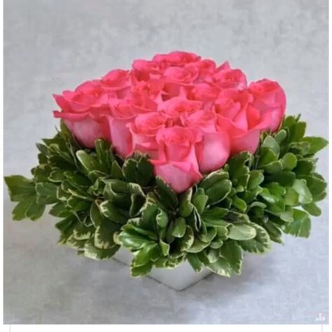 Roses Săpunuri Handmade, Diy Arrangements, Modern Flower Arrangements, Flowers Arrangements, Rose Arrangements, Flower Arrangements Diy, Fresh Flowers Arrangements, Trendy Flowers, Beautiful Flower Arrangements