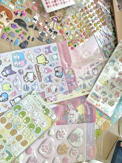 Puffy Stickers Aesthetic, Sticker Collection Aesthetic, Stationary Craft, Stationery Obsession, School Study Ideas, Cute School Stationary, Aesthetic Sticker, Stationary School, Puffy Stickers