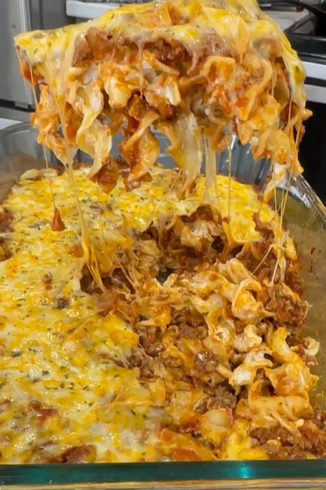 Cheesy Egg Noodle Bake - Cooking in the Midwest Cheesy Noodle Bake, Egg Noodle Pasta Bake, Baked Noodle Recipes, Egg Noodle Lasagna, Egg Noddles, Egg Noodle Casserole, Cooking In The Midwest, Noodle Bake, Luke Brown