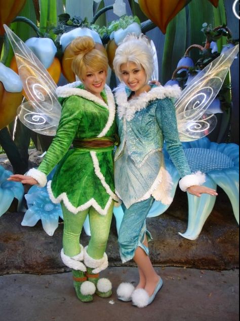 Tinkerbell and friend Tinker Bell And Periwinkle Costumes, Winter Tinkerbell, Tinkerbell Costume Kids, Disney Fairies Costumes, Winter Fairy Costume, Periwinkle Fairy, Tinker Bell Cosplay, Tinkerbell Costume, Purim Costumes