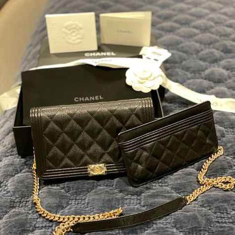 CHANEL BNIB FULL SET 21K BOY WOC W/ REMOVABLE INSERT BLACK CAVIAR w/ GHW. NWT Chanel Boy Woc, Chanel Classic Flap Bag, Classic Flap Bag, Dramatic Classic, Black Caviar, Chanel Boy, Classic Flap, Chanel Boy Bag, Chanel Handbags