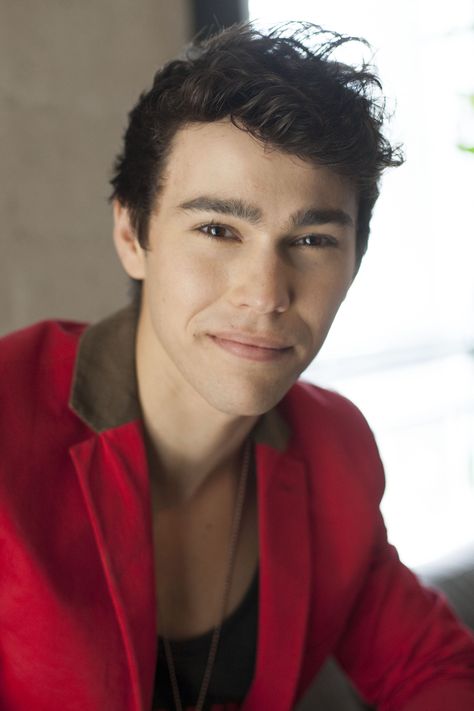 Max Schneider❤️❤️❤️❤️ Max Schneider, Shane Harper, Handsome Celebrities, Duggar Family, Cher Lloyd, Duchess Kate, Grace Kelly, Classic Hollywood, Celebrity Couples