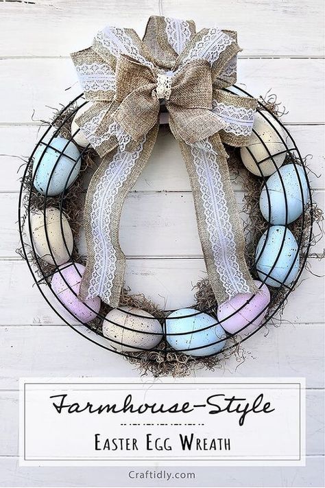 Easter Egg Wreath Diy, Dollar Tree Easter Crafts, Egg Wreath, Easter Wreath Diy, Easy Diy Wreaths, Diy Spring Wreath, Easter Egg Wreath, Easter Craft Decorations, Spring Easter Crafts