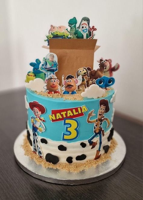 Toy Story 3 Cake, Toy Story Birthday Cake Ideas, Woody Birthday Cake, Toy Story 4 Cake, Toy Story Cake Ideas, Marvel Birthday Cake, Buzz Lightyear Birthday Party, Toy Story Birthday Cake, Toy Story Cupcakes