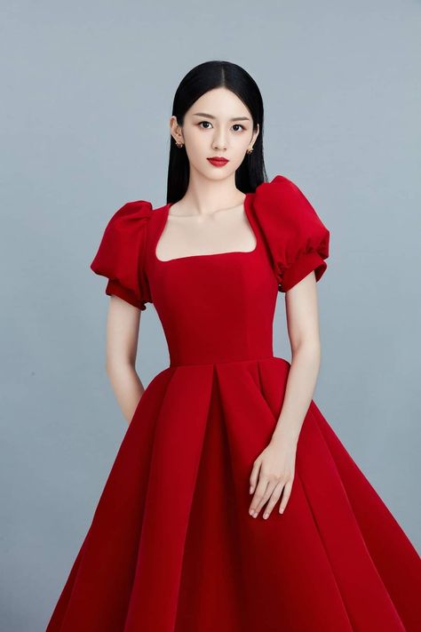 Modern Filipiniana Dress, Pencil Skirt Casual, Long Gown Design, Tea Length Dress, Girl Red Dress, Sunday Dress, Frocks For Girls, Stylish Dresses For Girls, Tea Length Dresses