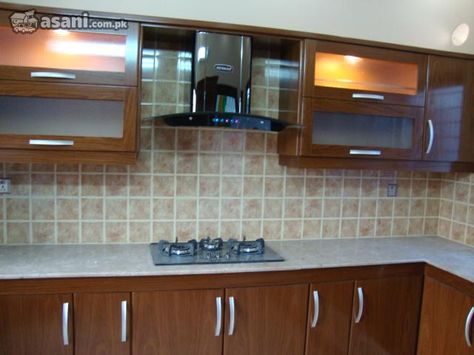 Natural wood veneer. high gloss cupboard kitctchen Small Kitchen Cabinet Design, Small House Kitchen, Kitchen Design Small Space, Small Kitchen Cabinets, Kitchen Sink Design, Kitchen Modular, Small Space Kitchen, Kitchen Furniture Design, Kitchen Pictures