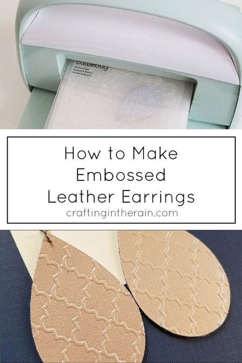 DIY Project - Craft Idea Cricut Tutorial How to make Emboss leather earrings with Cricut and Cuttlebug #craftideas Diy En Cuir, Diy Leather Earrings, Idee Cricut, Wine Bottle Diy Crafts, Mason Jar Crafts Diy, Wine Bottle Diy, Mason Jar Lighting, Cricut Tutorials, Mason Jar Diy