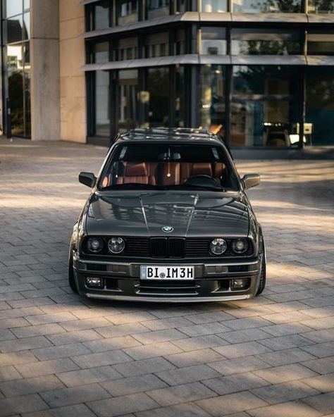 E30WORLDWIDE™️ on Instagram: "“Thexy” -@miketyson 🚗: @_e30m3_ 📸: @jannik_photo #E30WORLDWIDE #e30#e30bmw#bmwe30#e30m3#e30worldwide#" E30 Bmw M3, E 30 Bmw, Bmw E30 325, Bmw E30 Coupe, Mustang Car Aesthetic, 2022 Ford Mustang, 2023 Ford Mustang, Jetta A4, E30 Bmw