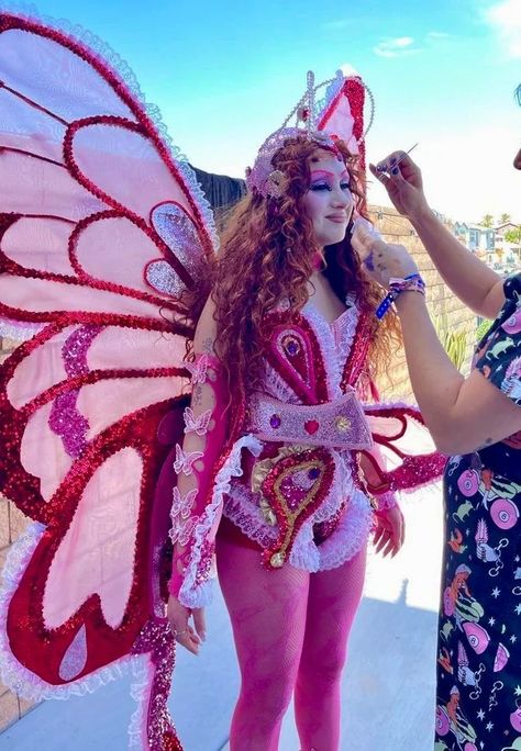 chappell roan fairy - Google Search Chappell Roan Coachella Butterfly, Cochella Outfits, Chappel Roan, Midwest Princess, Moshi Monsters, Music And Arts, Coachella Valley Music And Arts Festival, Pony Club, Chappell Roan