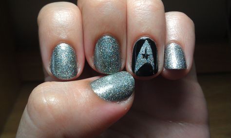 Star Trek Manicure Party – Emi's Manis Star Trek Nails, Manicure Party, Short Nails Art, Shiny Nails, Nail Envy, Colorful Nail Designs, Fancy Nails, Short Nails, Star Trek