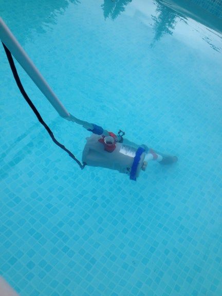 DIY Pool Vacuum - Instructables Diy Pool Vacuum, Pool Skimmer Diy, Pool Maintenance Checklist, Homemade Swimming Pools, Best Pool Vacuum, Pool Vacuums, Pool Plumbing, Pool Vacuum Cleaner, Swimming Pool Maintenance