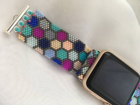 Beaded Watches Bracelet, Apple Watch Fashion, Womens Designer Watches, Beaded Watches, Rose Gold Apple Watch, Beaded Leather Wraps, Miyuki Bracelet, Jewelry Illustration, Apple Watch Bands Leather