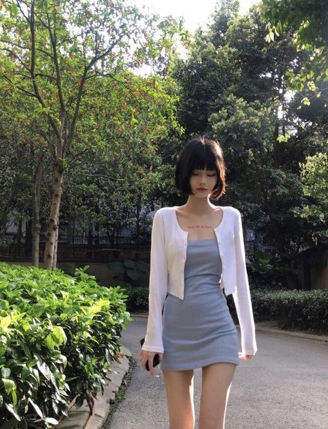 Korean Casual Outfits, Perfect Figure, Casual Chic Outfit, Girl Body, Teen Fashion Outfits, Asian Fashion, Cute Casual Outfits, Aesthetic Girl, Teen Fashion